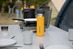 Stanley The Legendary Classic Thermosfles - 750 Ml - Mat Zwart -Buitenkampeerwinkel 1267 1900 stanley fles 3