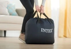 Intex Supreme Air Flow Luchtbed - Queensize - Ingebouwde Elektrische Pomp -Buitenkampeerwinkel 1320 1900 64490 inuse2 2020 300