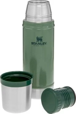 Stanley The Legendary Classic Thermosfles - 470 Ml - Donkergroen -Buitenkampeerwinkel 1900 1273 large jpg classic legendary bottle 16oz hammertone green 1