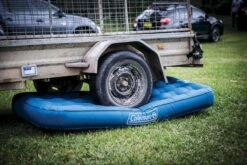 Coleman Extra Durable Airbed Single Luchtbed - Eenpersoons -Buitenkampeerwinkel 900 1350 extra durable airbed single 2000031637 lifestyle 8