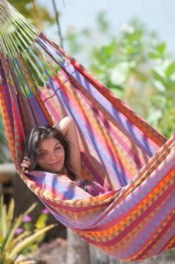 La Siesta Carolina 2 Persoons Hangmat - Flowers 12 La Siesta Carolina 2 Persoons Hangmat - Flowers -Buitenkampeerwinkel 900 598 cah16 2 carolina flowers cotton double classic hammock image 05