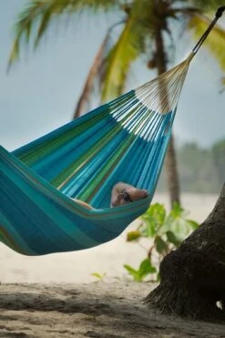 La Siesta Flora Kingsize 2 Persoons Hangmat - Curacao -Buitenkampeerwinkel 900 600 flh18 3 ambiance 200