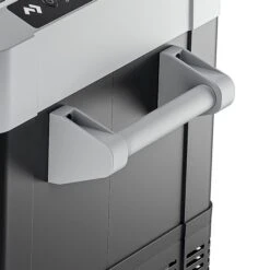 Dometic CFF 70DZ Compressor Koelbox - 70 Liter -Buitenkampeerwinkel 900 900 cff70 handle