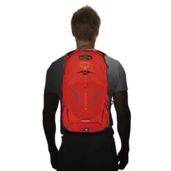 Osprey Syncro Daypack -12 Liter - Zwart -Buitenkampeerwinkel osprey syncro 12 oplichaam